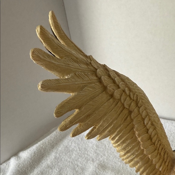 Handcrafted Eagle Totem Decor - Picture 13 of 14